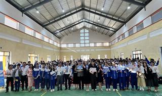 베트남 HUONG HOA 고등학교 박람회